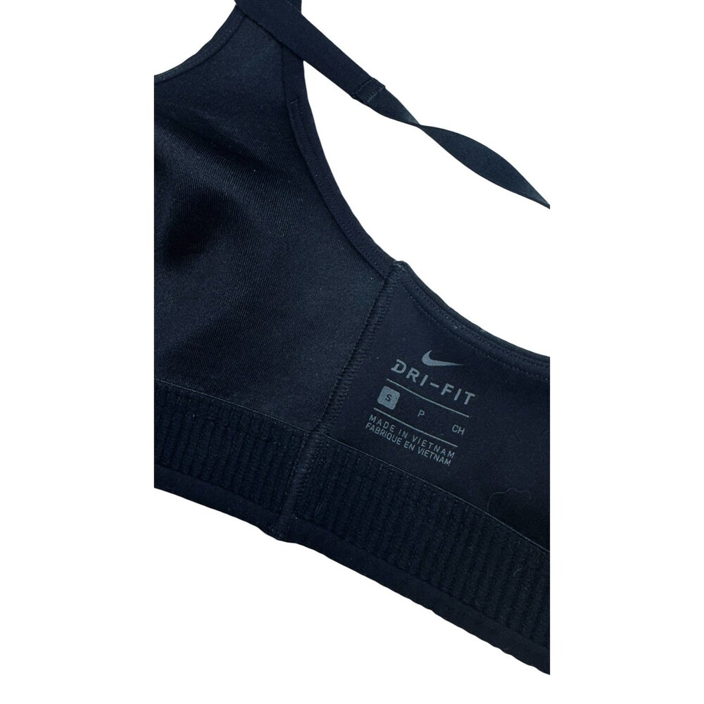 Nike Indy City Essential
Women's Light-Support Lightly Lined Sports Bra - Picture 11 of 12